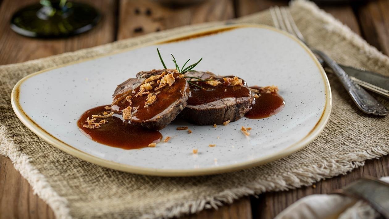 Lengua de ternera con salsa demiglace escabechada con miel y aromáticos – - Receta Lengua de ternera con salsa demiglace escabechada con miel y aromáticos – - Receta