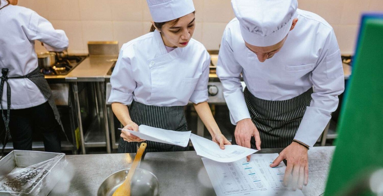 ¿Cómo sacar el precio de un plato?